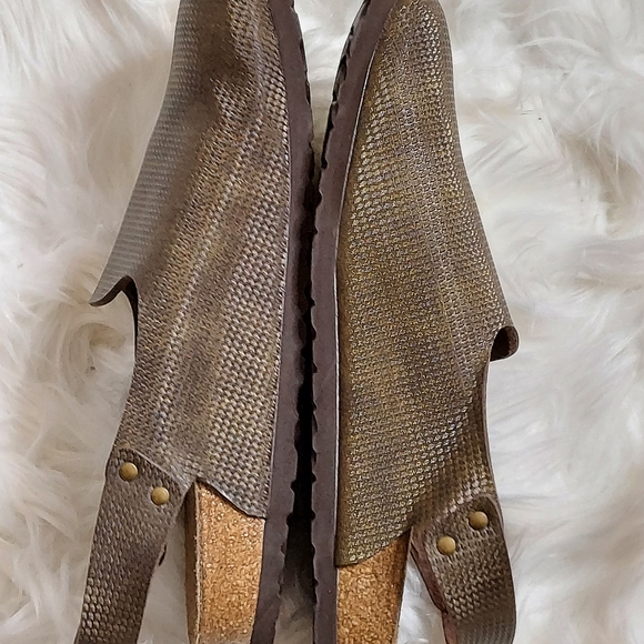 Birkenstock Shimmer Brown camo Mules - Picture 6 of 12